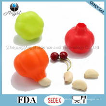 Kitchen Gadge Accessory Silicone Garlic Peeler for Promotion Sk30